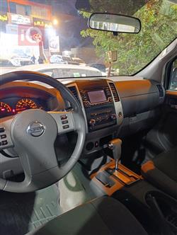 نیسان فرۆنتیر